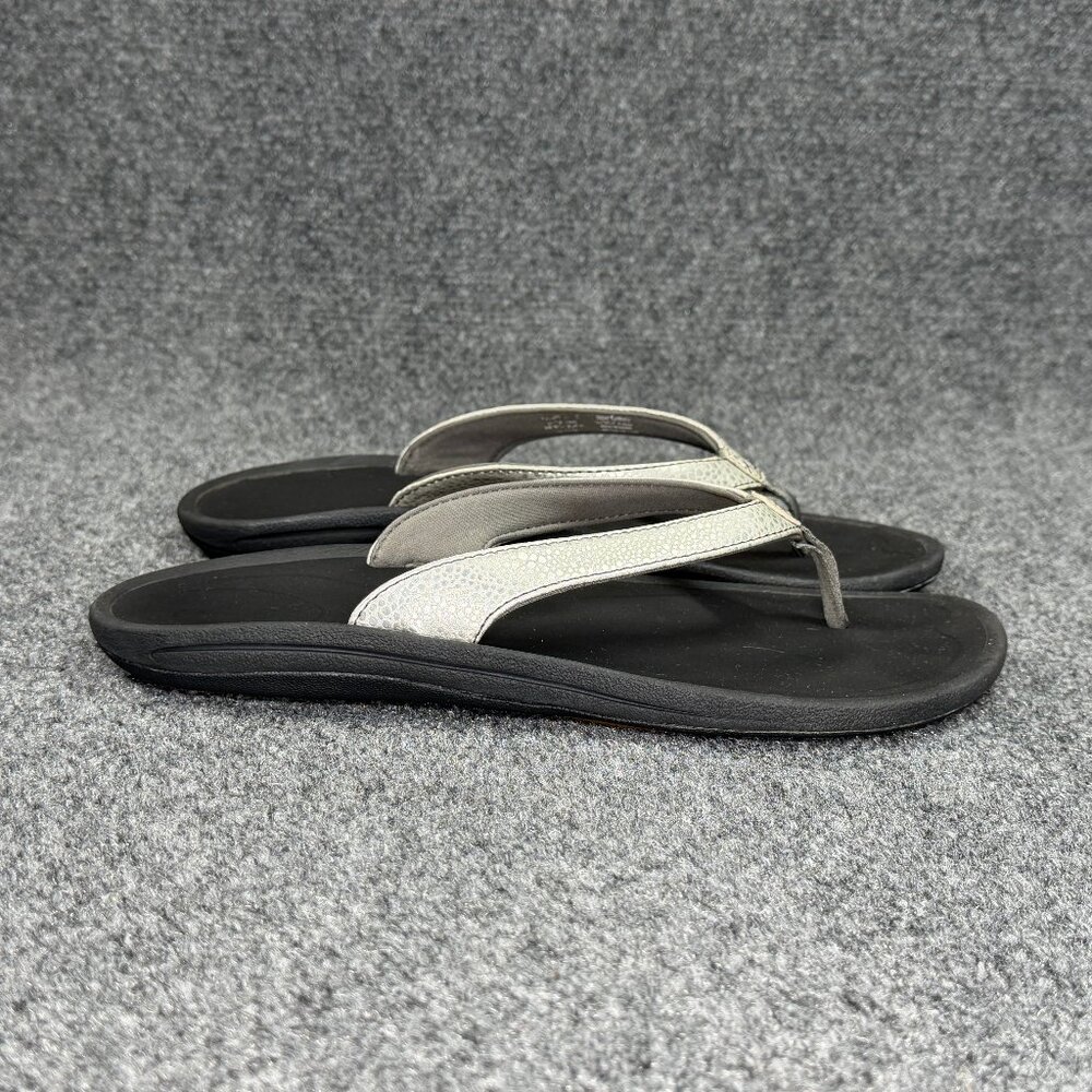 OluKai Kulapa Kai Sandals Women's Size 10 Silver Thong Beach Recovery Flip Flops